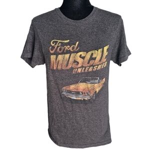 Ford Vintage Mustang t-shirt size small